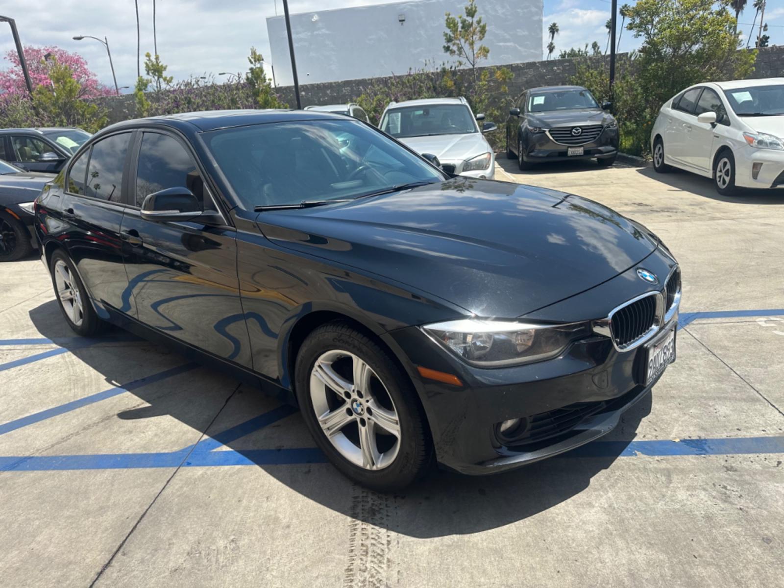 2015 Black Metallic /Black BMW 3-Series 328i SULEV (WBA3C1C58FK) with an 2.0L L4 DOHC 16V engine, 8-Speed Automatic transmission, located at 30 S. Berkeley Avenue, Pasadena, CA, 91107, (626) 248-7567, 34.145447, -118.109398 - Navigation! Leather Seats! Moon-roof! Back up Camera! This 2015 BMW 3-Series 328i SULEV looks and drives well. We can help! We are the bank. All our cars are thoroughly inspected and reconditioned by our technicians. FREE CARFAX report. Stop by or call to speak with our friendly staff. Whether you h - Photo #7